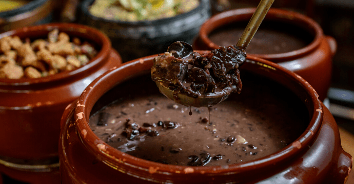 Viaja a Argentina desde tu casa con un plato de feijoda